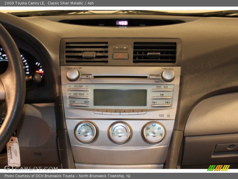 Classic Silver Metallic / Ash 2009 Toyota Camry LE