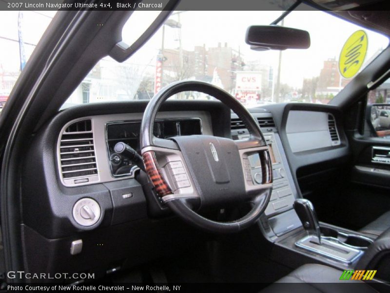 Black / Charcoal 2007 Lincoln Navigator Ultimate 4x4