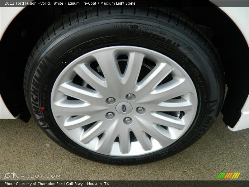 White Platinum Tri-Coat / Medium Light Stone 2012 Ford Fusion Hybrid