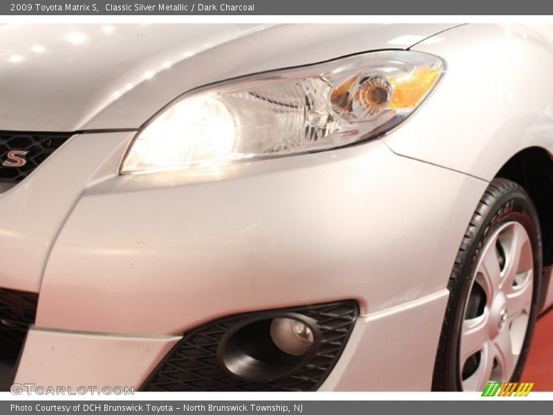 Classic Silver Metallic / Dark Charcoal 2009 Toyota Matrix S