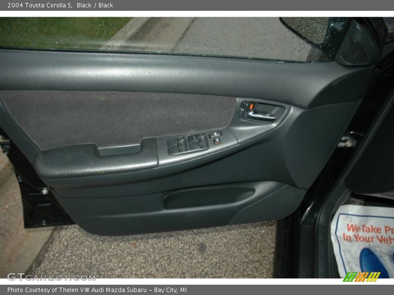 Black / Black 2004 Toyota Corolla S
