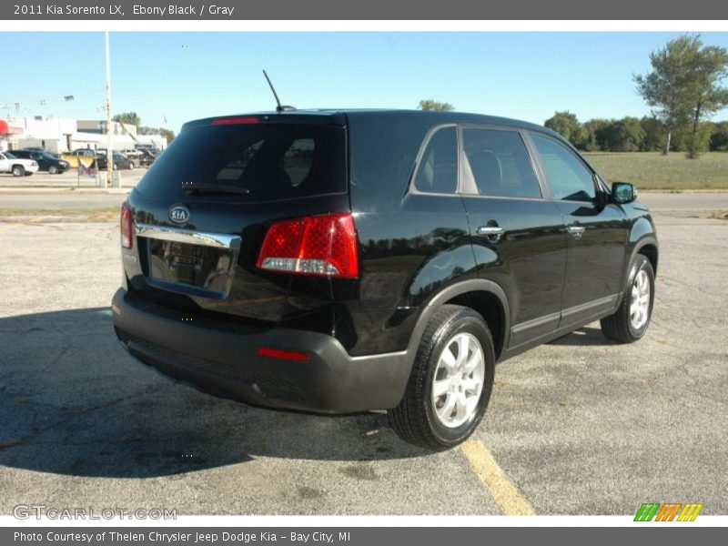 Ebony Black / Gray 2011 Kia Sorento LX