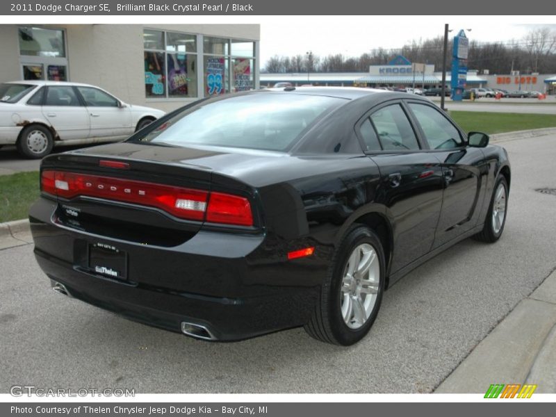 Brilliant Black Crystal Pearl / Black 2011 Dodge Charger SE