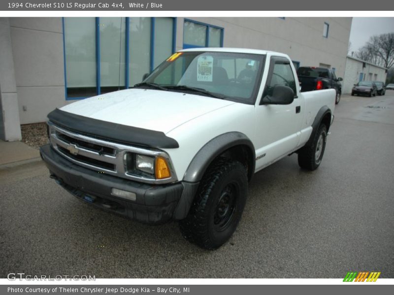 White / Blue 1994 Chevrolet S10 LS Regular Cab 4x4