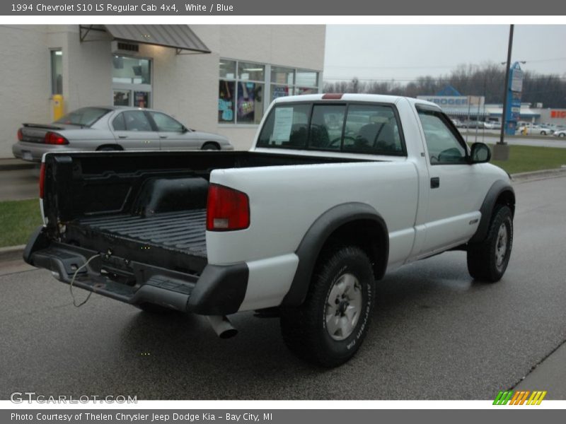 White / Blue 1994 Chevrolet S10 LS Regular Cab 4x4