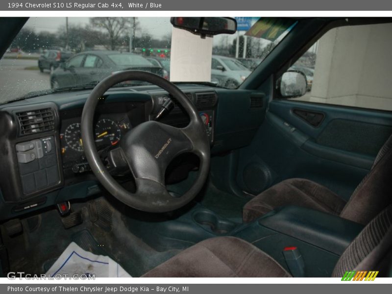 White / Blue 1994 Chevrolet S10 LS Regular Cab 4x4