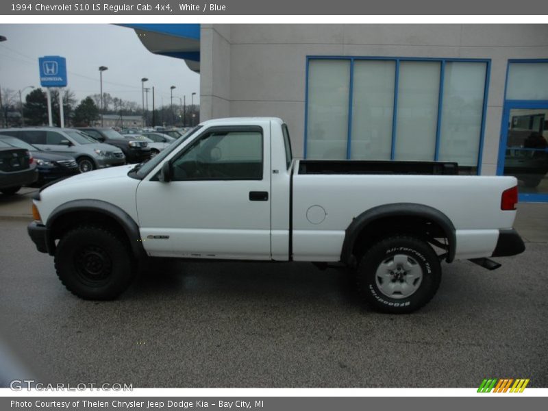 White / Blue 1994 Chevrolet S10 LS Regular Cab 4x4