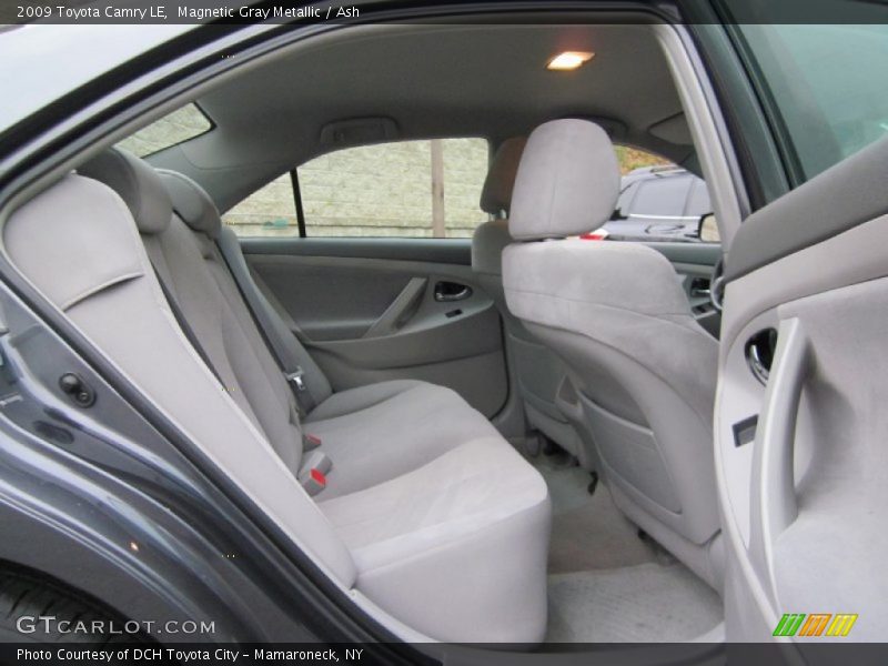 Magnetic Gray Metallic / Ash 2009 Toyota Camry LE