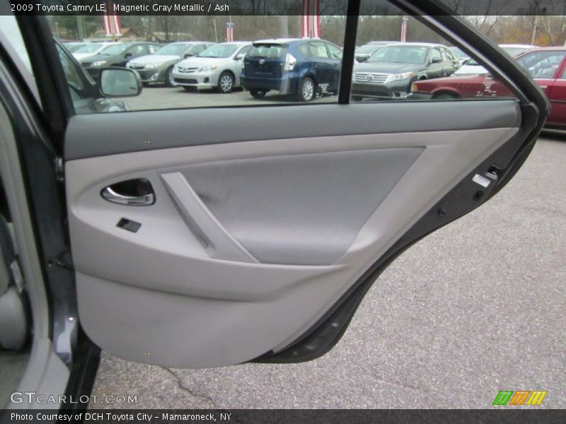 Magnetic Gray Metallic / Ash 2009 Toyota Camry LE