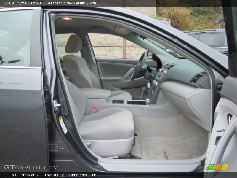 Magnetic Gray Metallic / Ash 2009 Toyota Camry LE