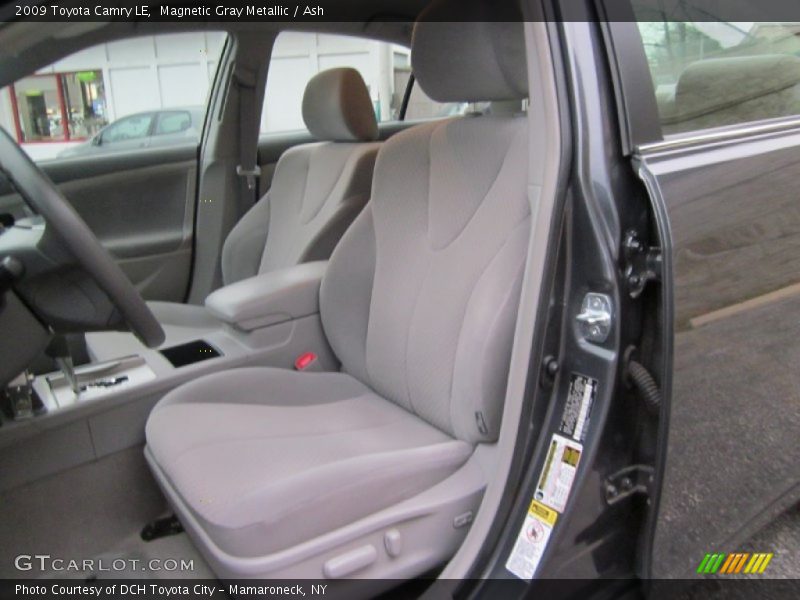 Magnetic Gray Metallic / Ash 2009 Toyota Camry LE