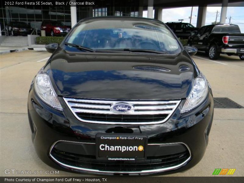 Black / Charcoal Black 2012 Ford Fiesta SE Sedan