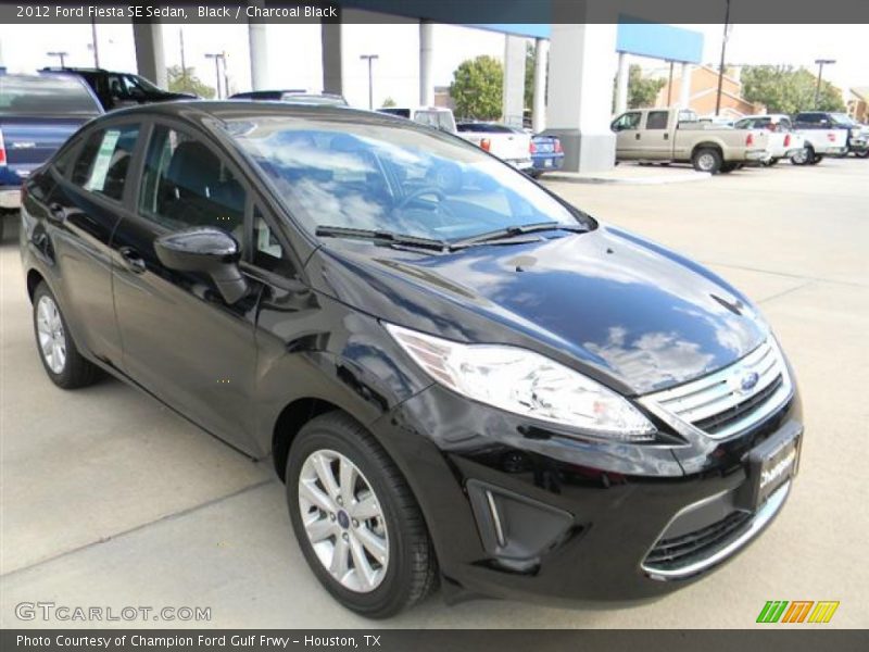 Black / Charcoal Black 2012 Ford Fiesta SE Sedan