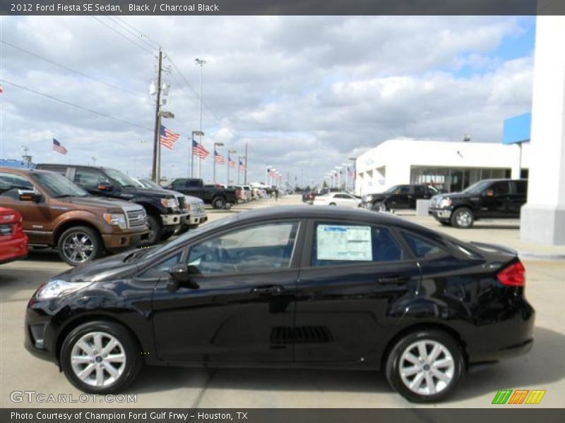  2012 Fiesta SE Sedan Black