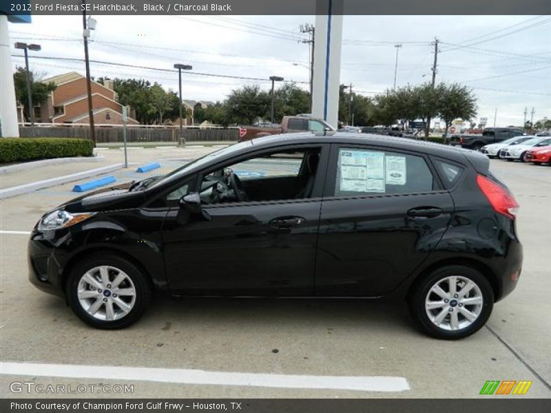 Black / Charcoal Black 2012 Ford Fiesta SE Hatchback