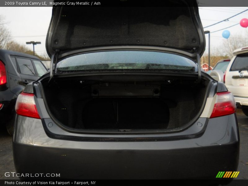 Magnetic Gray Metallic / Ash 2009 Toyota Camry LE