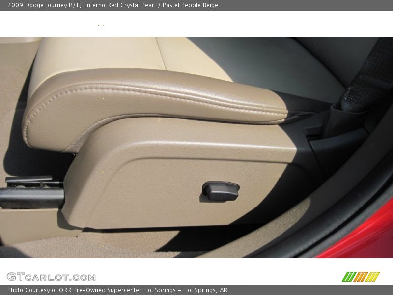 Inferno Red Crystal Pearl / Pastel Pebble Beige 2009 Dodge Journey R/T