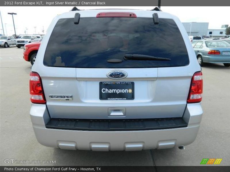 Ingot Silver Metallic / Charcoal Black 2012 Ford Escape XLT