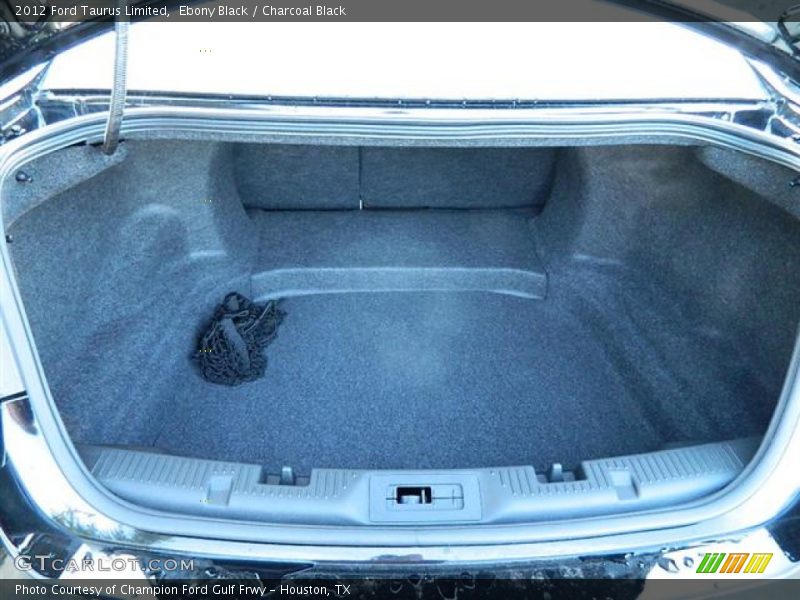  2012 Taurus Limited Trunk