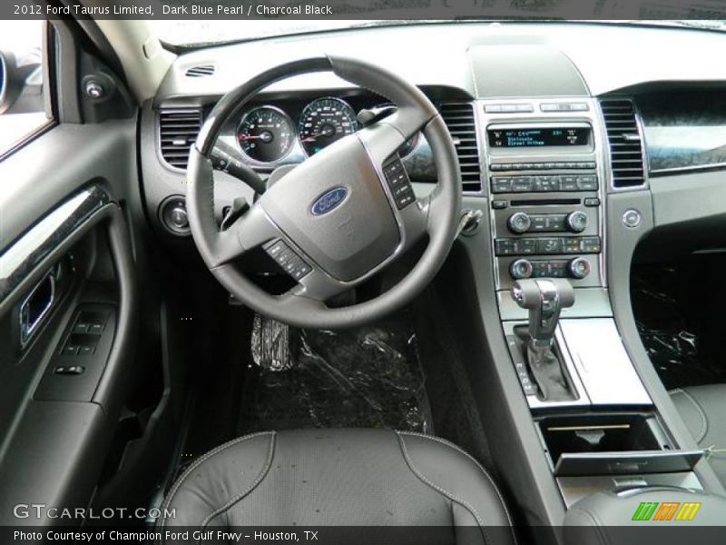 Dashboard of 2012 Taurus Limited