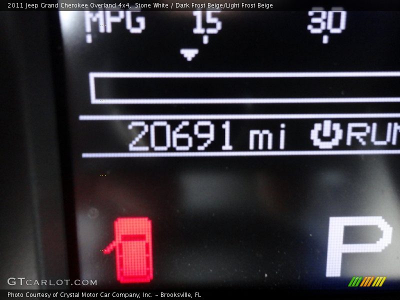 Stone White / Dark Frost Beige/Light Frost Beige 2011 Jeep Grand Cherokee Overland 4x4