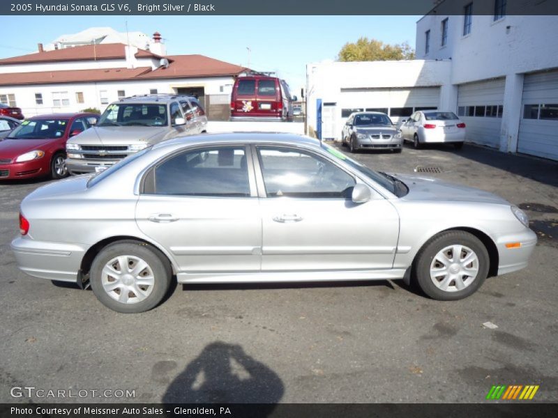 Bright Silver / Black 2005 Hyundai Sonata GLS V6