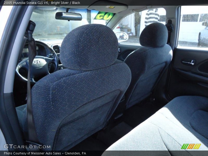 Bright Silver / Black 2005 Hyundai Sonata GLS V6