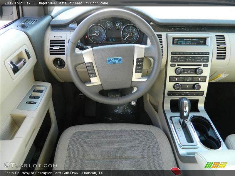 Dashboard of 2012 Flex SE