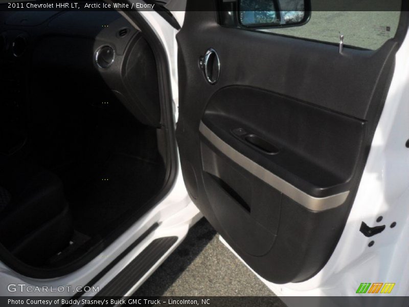 Arctic Ice White / Ebony 2011 Chevrolet HHR LT