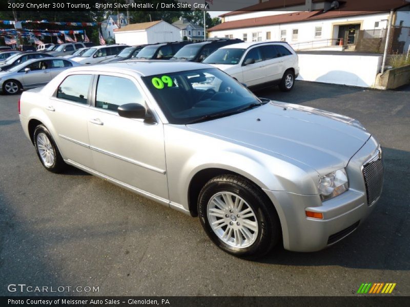 Bright Silver Metallic / Dark Slate Gray 2009 Chrysler 300 Touring