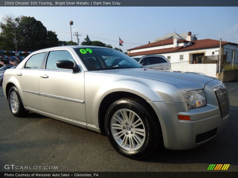 Bright Silver Metallic / Dark Slate Gray 2009 Chrysler 300 Touring