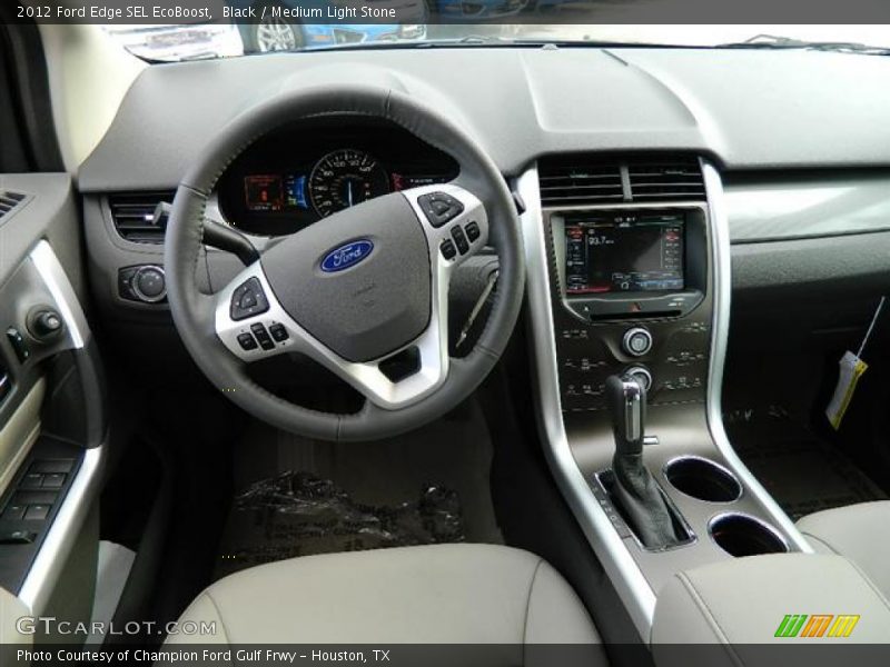 Dashboard of 2012 Edge SEL EcoBoost