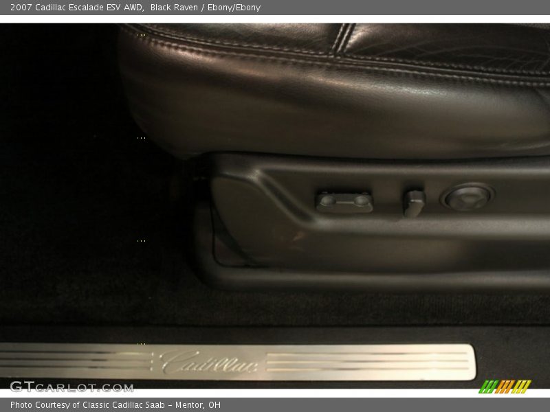 Black Raven / Ebony/Ebony 2007 Cadillac Escalade ESV AWD