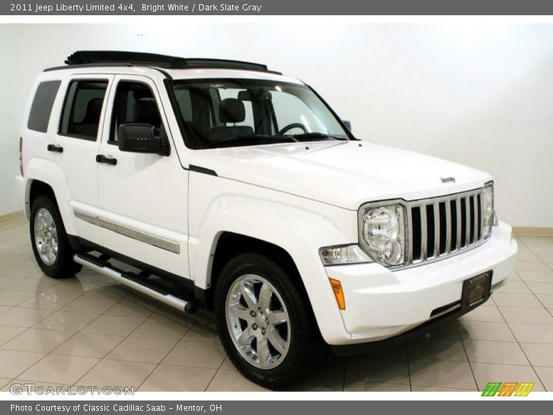 Front 3/4 View of 2011 Liberty Limited 4x4