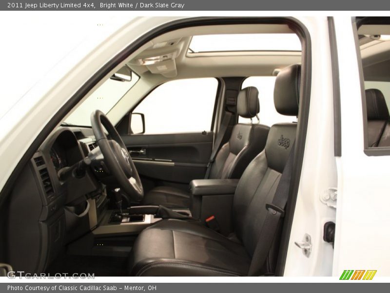 Bright White / Dark Slate Gray 2011 Jeep Liberty Limited 4x4