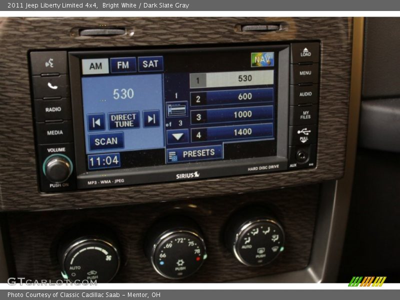 Bright White / Dark Slate Gray 2011 Jeep Liberty Limited 4x4