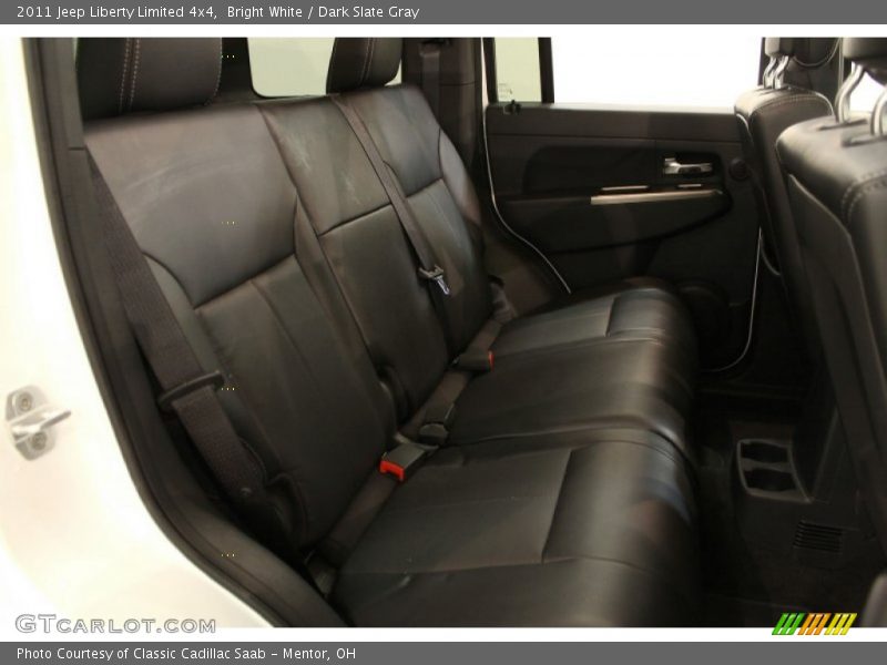 Bright White / Dark Slate Gray 2011 Jeep Liberty Limited 4x4