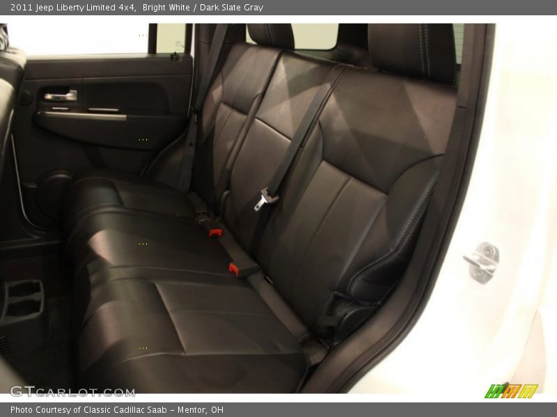 Bright White / Dark Slate Gray 2011 Jeep Liberty Limited 4x4
