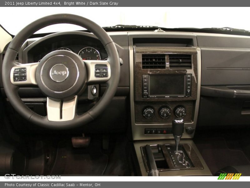 Bright White / Dark Slate Gray 2011 Jeep Liberty Limited 4x4