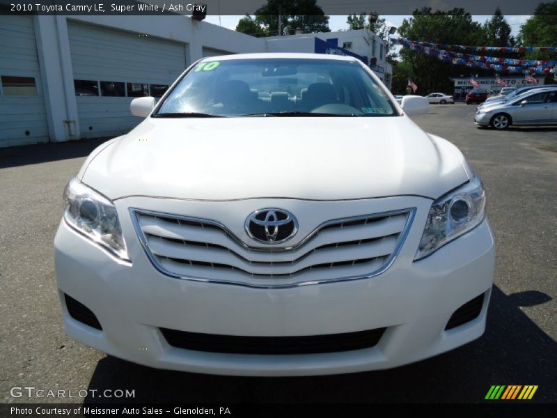 Super White / Ash Gray 2010 Toyota Camry LE