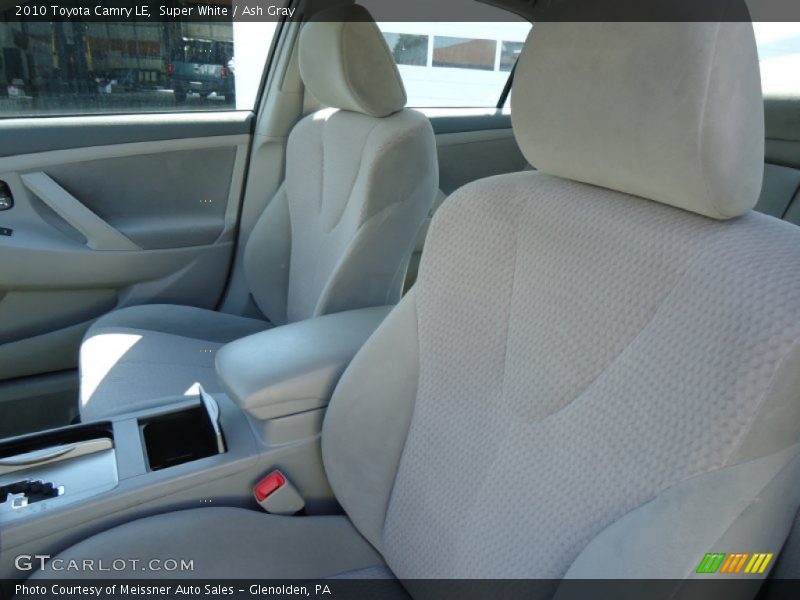 Super White / Ash Gray 2010 Toyota Camry LE