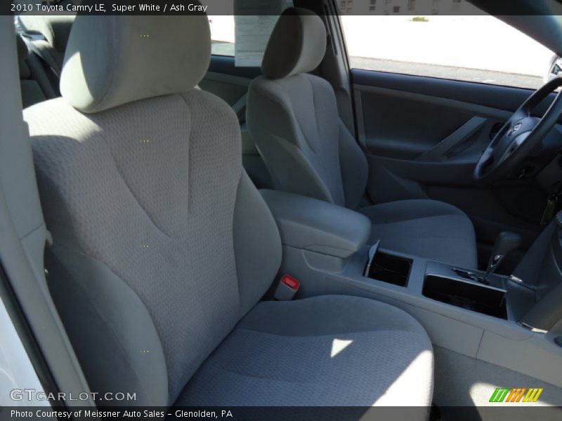 Super White / Ash Gray 2010 Toyota Camry LE