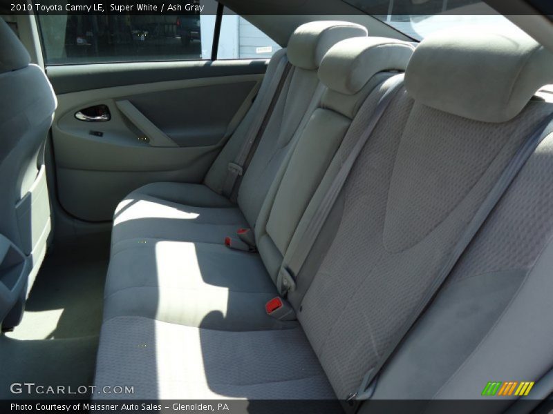 Super White / Ash Gray 2010 Toyota Camry LE