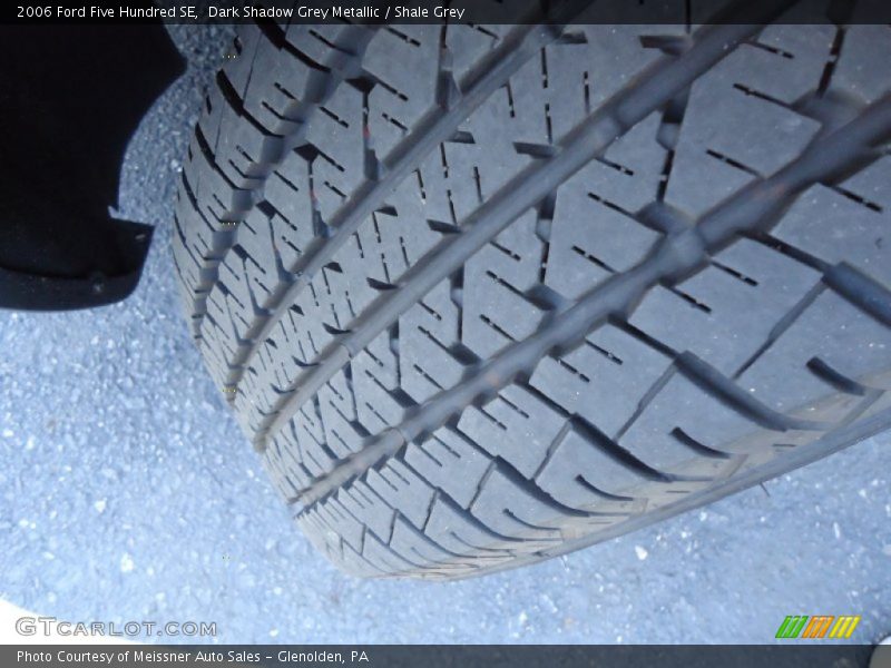 Dark Shadow Grey Metallic / Shale Grey 2006 Ford Five Hundred SE