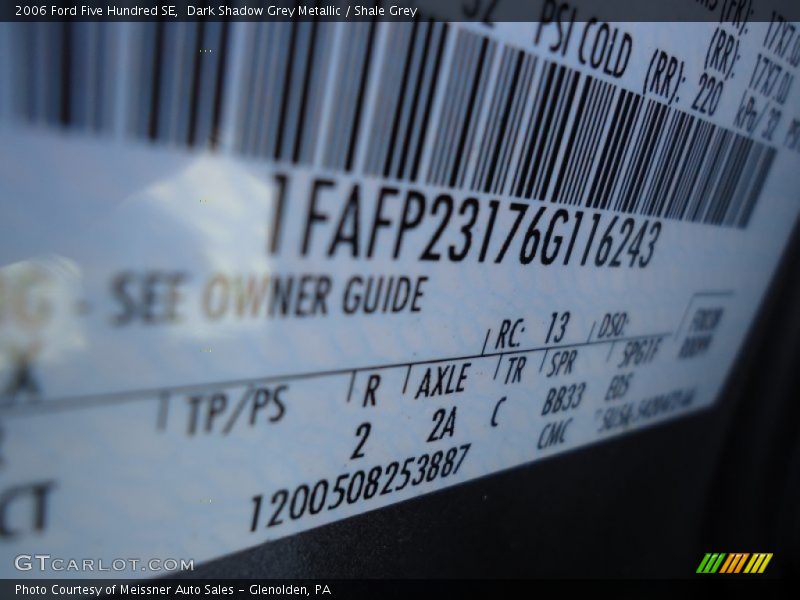 Dark Shadow Grey Metallic / Shale Grey 2006 Ford Five Hundred SE