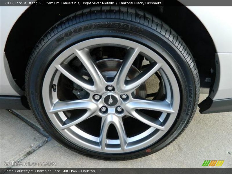  2012 Mustang GT Premium Convertible Wheel
