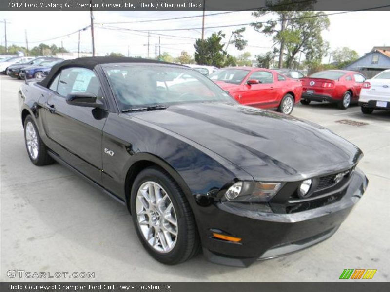 Front 3/4 View of 2012 Mustang GT Premium Convertible