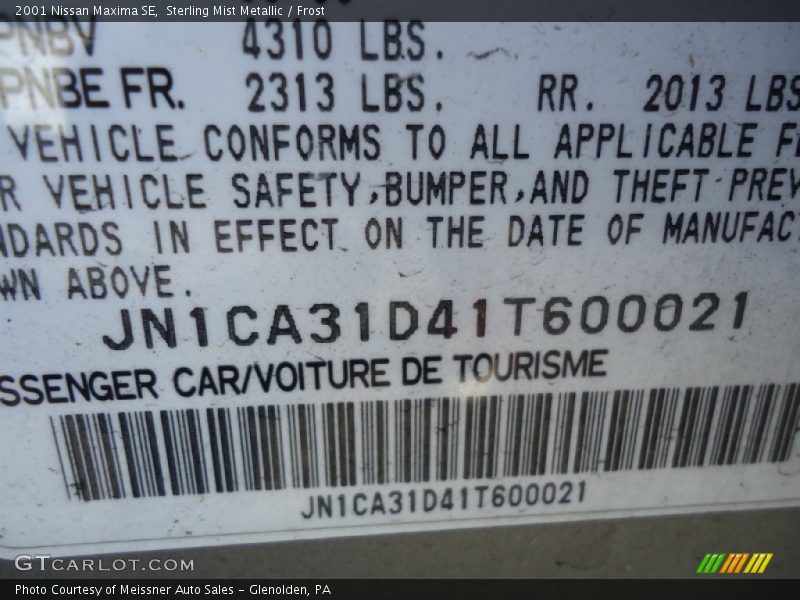Sterling Mist Metallic / Frost 2001 Nissan Maxima SE