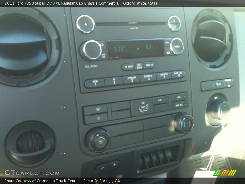 Oxford White / Steel 2011 Ford F350 Super Duty XL Regular Cab Chassis Commercial