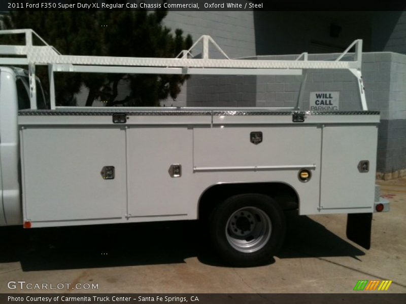 Oxford White / Steel 2011 Ford F350 Super Duty XL Regular Cab Chassis Commercial